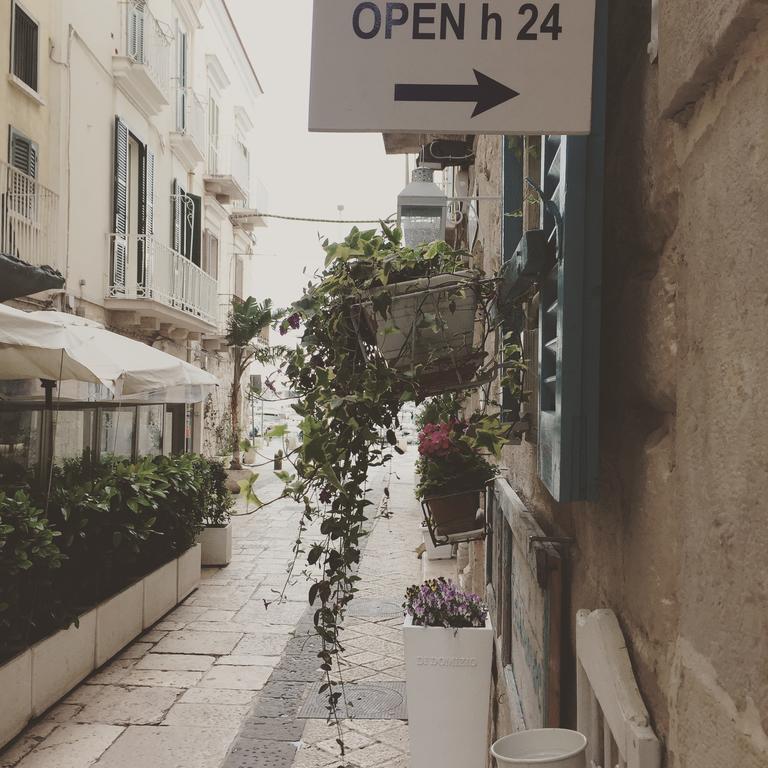 Portadamare Bed & Breakfast Trani Exterior photo