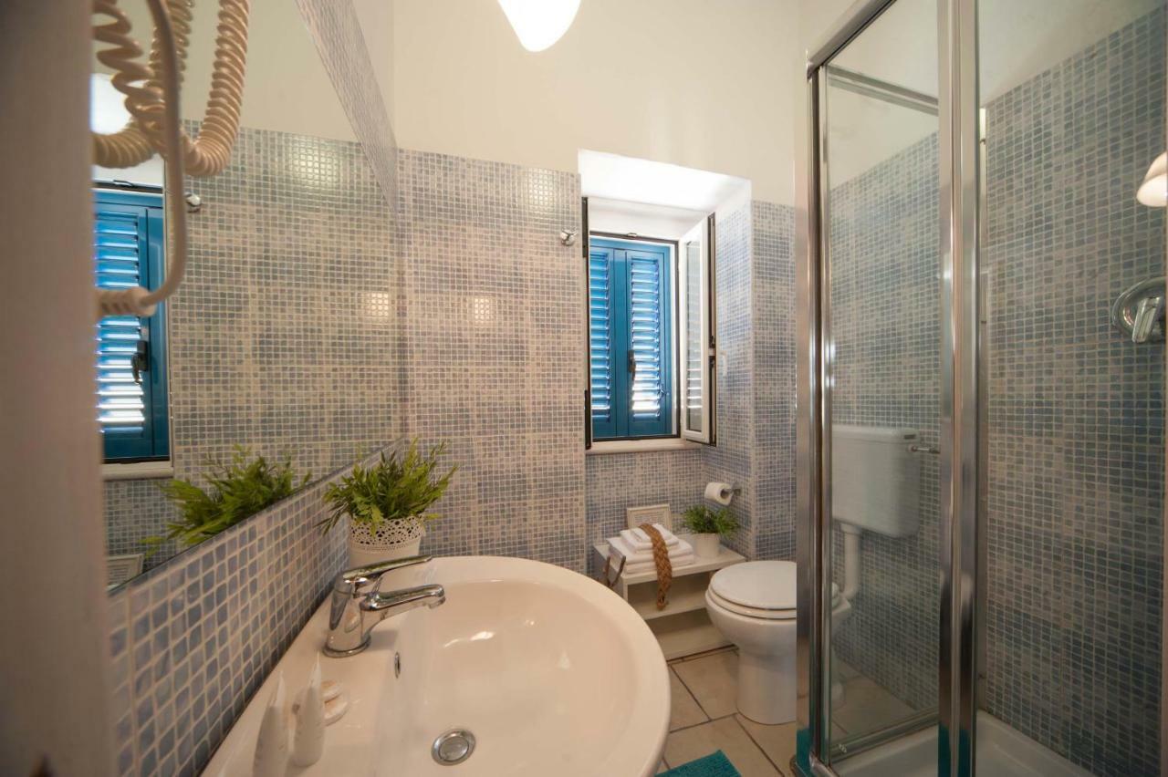 Portadamare Bed & Breakfast Trani Exterior photo